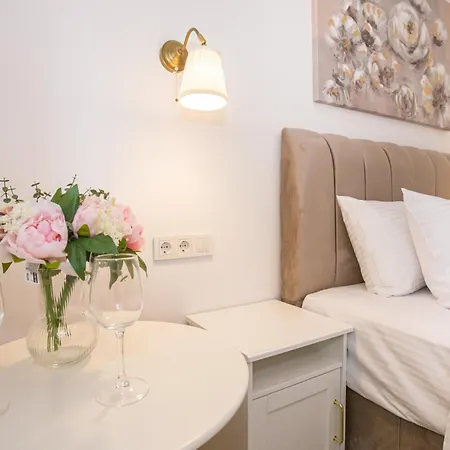 Apartment Mind And Porec